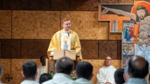 Eucaristia com D. Américo Aguiar no Santuário de Cristo Rei