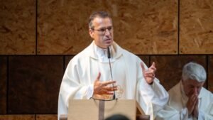 Eucaristia com D. Américo Aguiar no Santuário de Cristo Rei